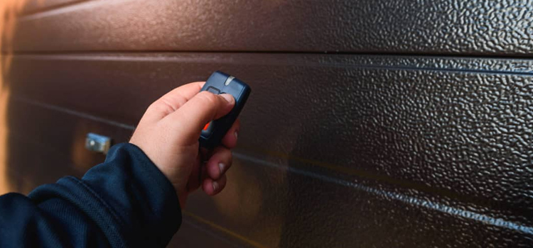 automatic door opener with remote control in Los Banos